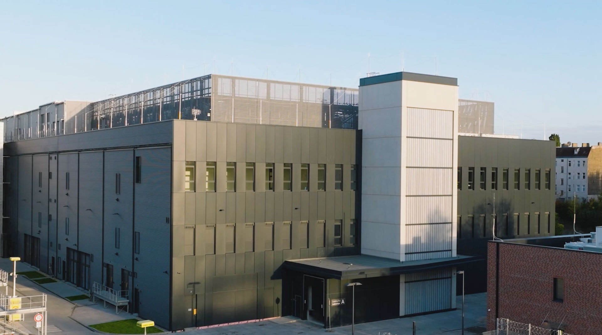 enp-media-corporate-ntt-datacenter-03